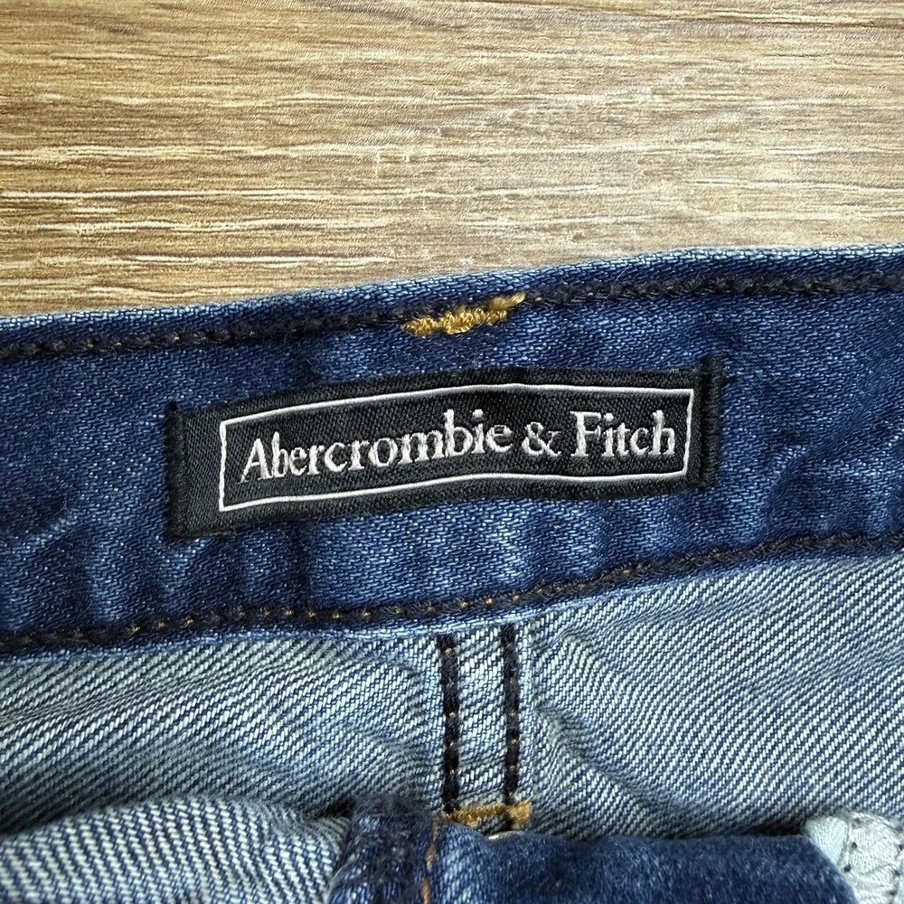 Abercrombie & Fitch High Rise Distressed Denim Shorts Women's Size 25 Raw Hem